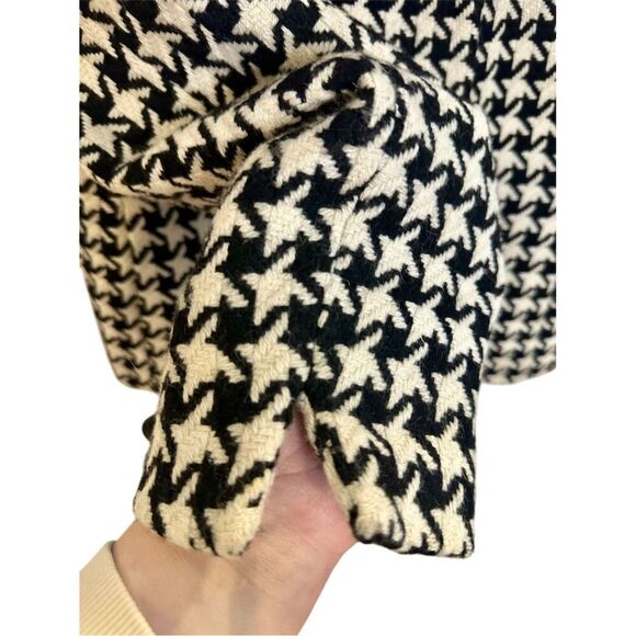 Talbots Women's Houndstooth Jacket Size 12 Black Long Sleeve. - Picture 6 of 8